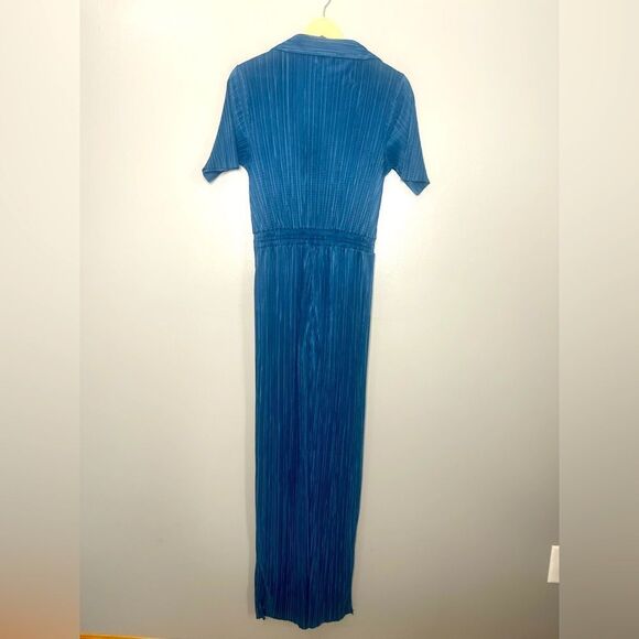 4/$25 jumpsuit Asos design collared plisse indigo size 6 pleated travel vaca - Picture 3 of 6
